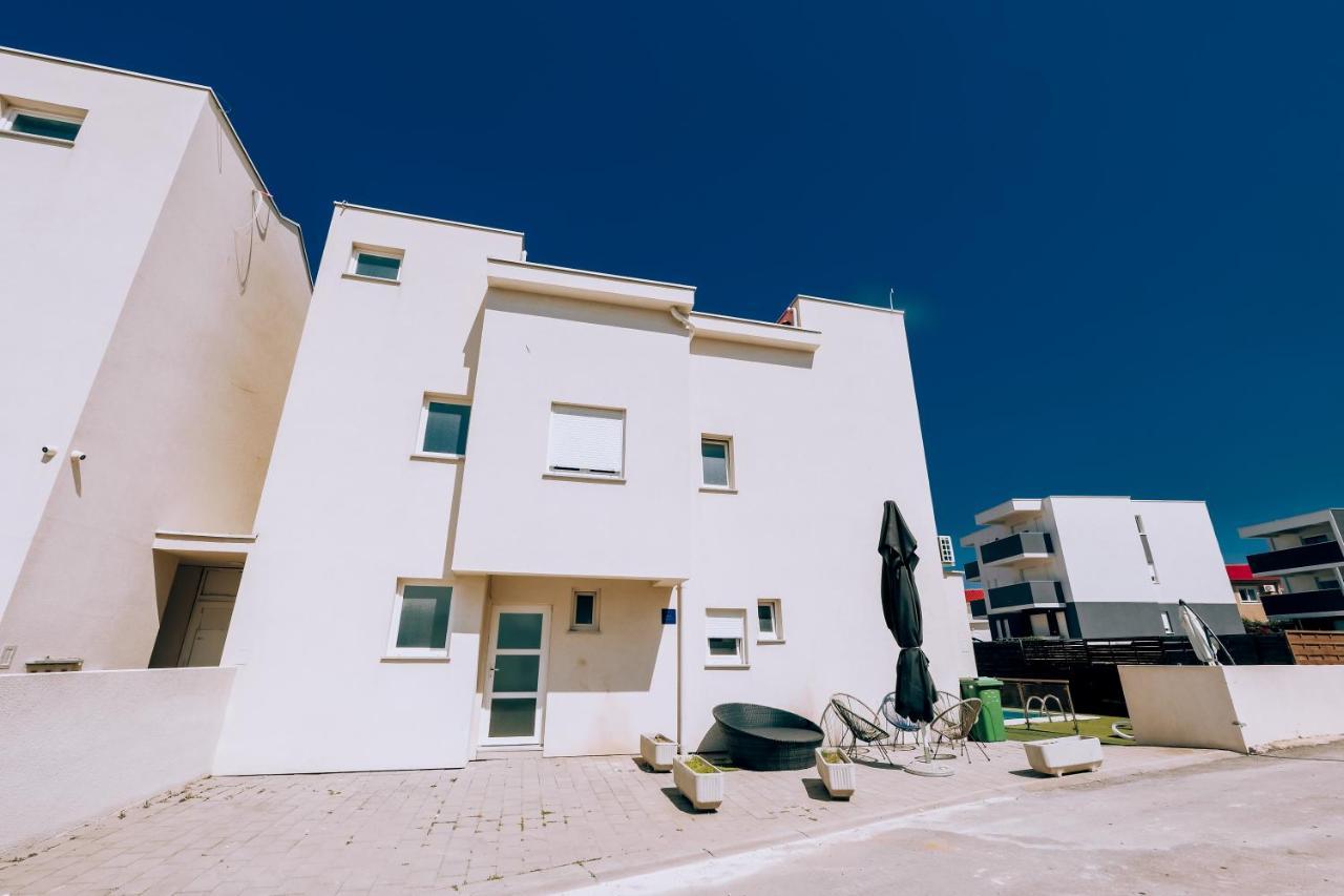 נובליה Villa Jasmina מראה חיצוני תמונה